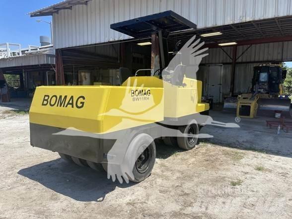 Bomag BW11RH Gumeni valjci na kotačima