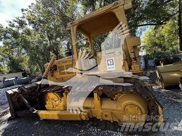 CAT D6D Buldožeri gusjeničari