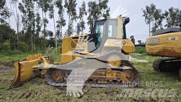 CAT D6N LGP Buldožeri gusjeničari