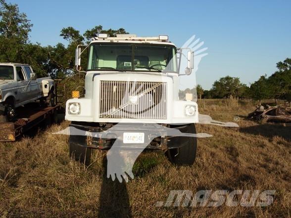 Volvo WG64 Kamioni za vodu