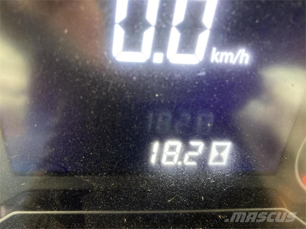 John Deere 5090M Traktori