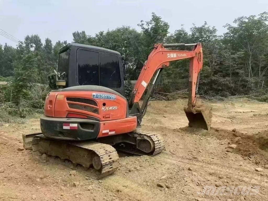 Kubota 165 Bageri gusjeničari