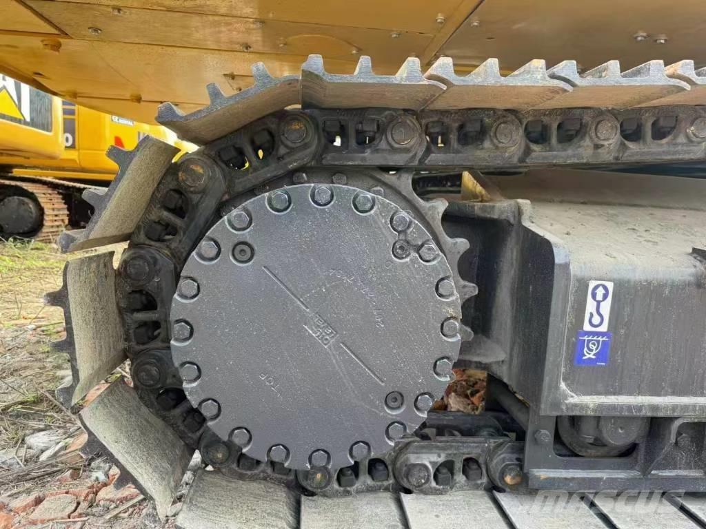 Komatsu 360-7 Bageri gusjeničari