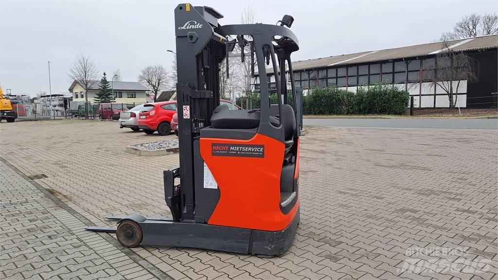Linde R14 Viličari sa pomičnim stupom