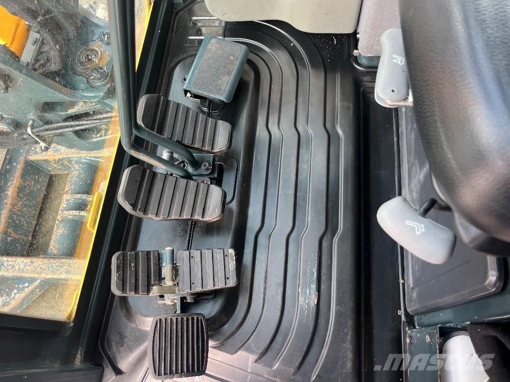 Hyundai R30 Z-9AK Mini bageri <7t