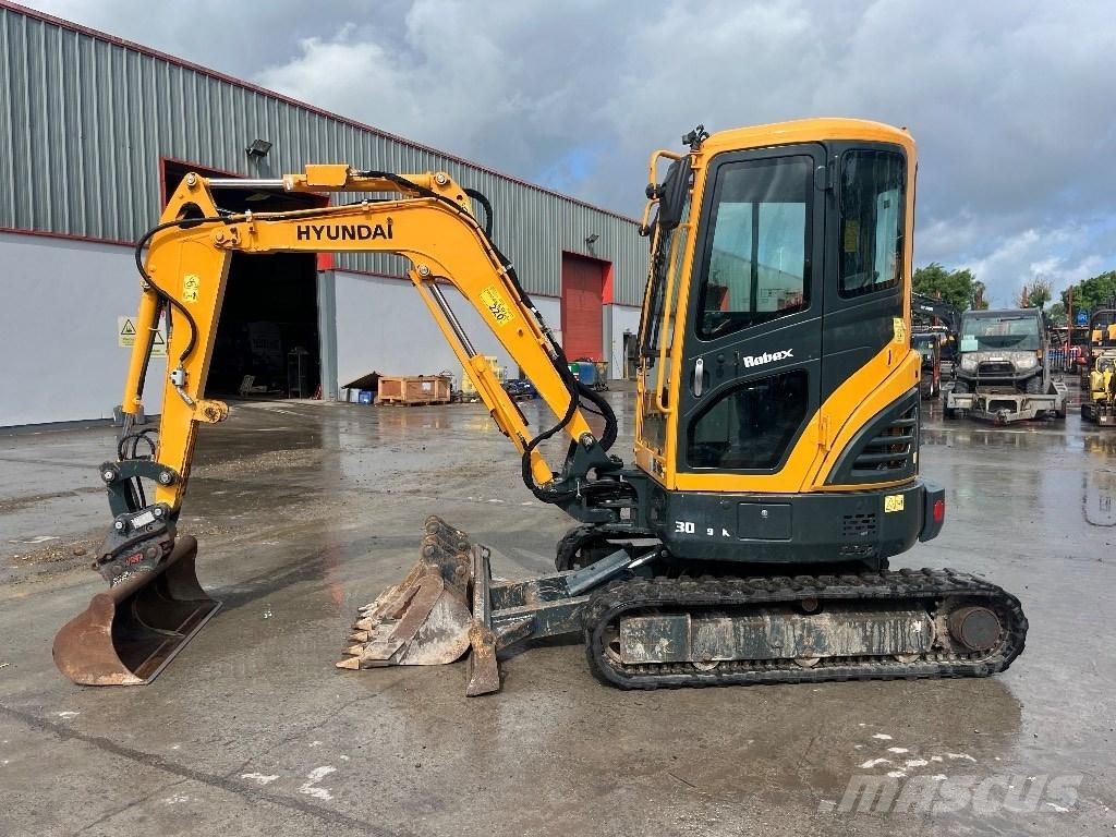 Hyundai R30 Z-9AK Mini bageri <7t
