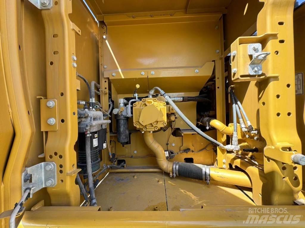CAT 323GC Bageri gusjeničari