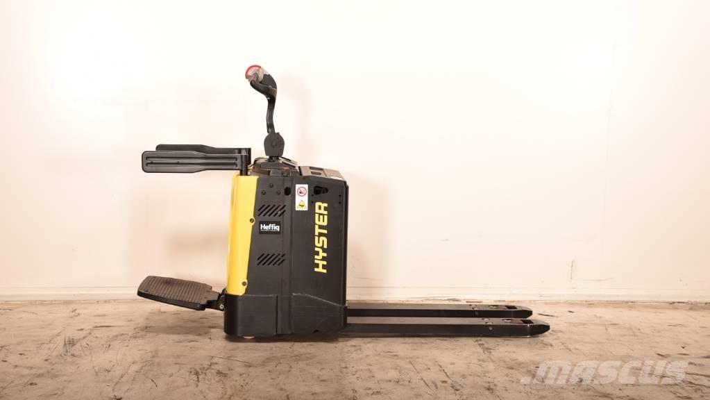 Hyster P 2.0 S Nisko podizni električni viličar sa platformu