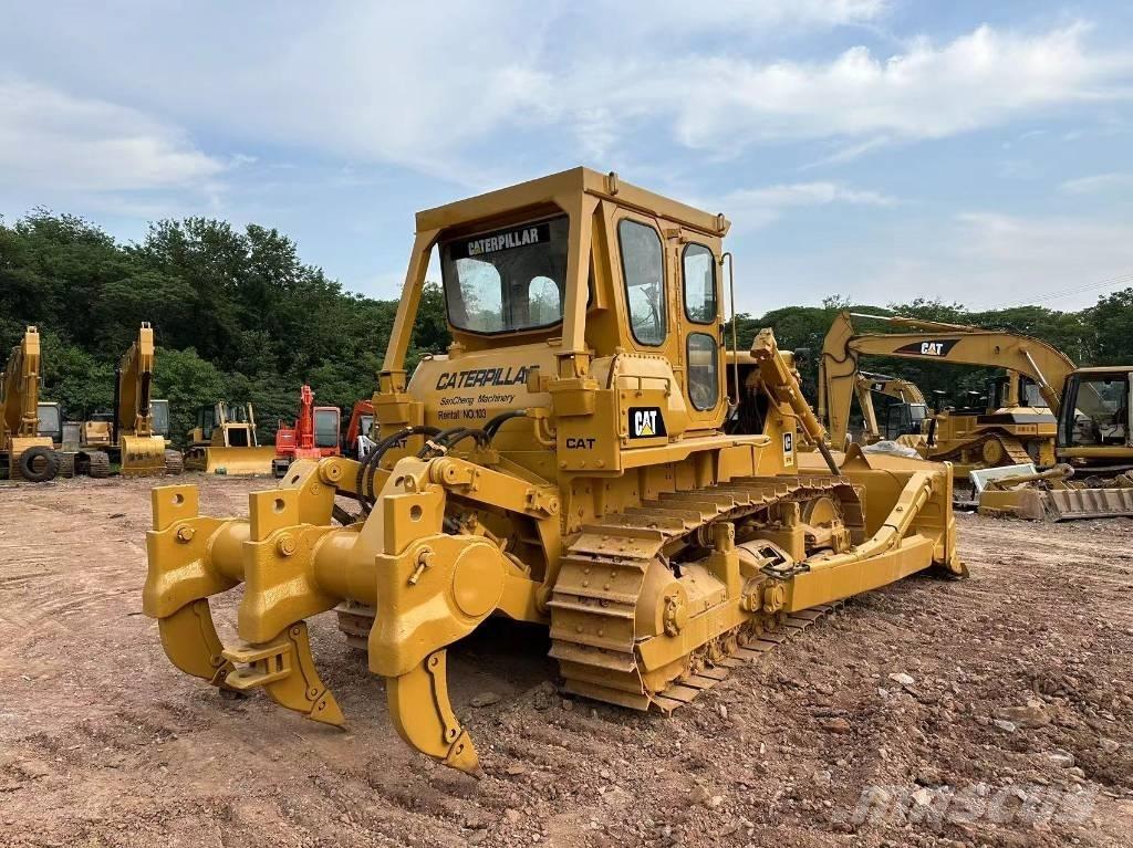 CAT D7G Buldožeri gusjeničari