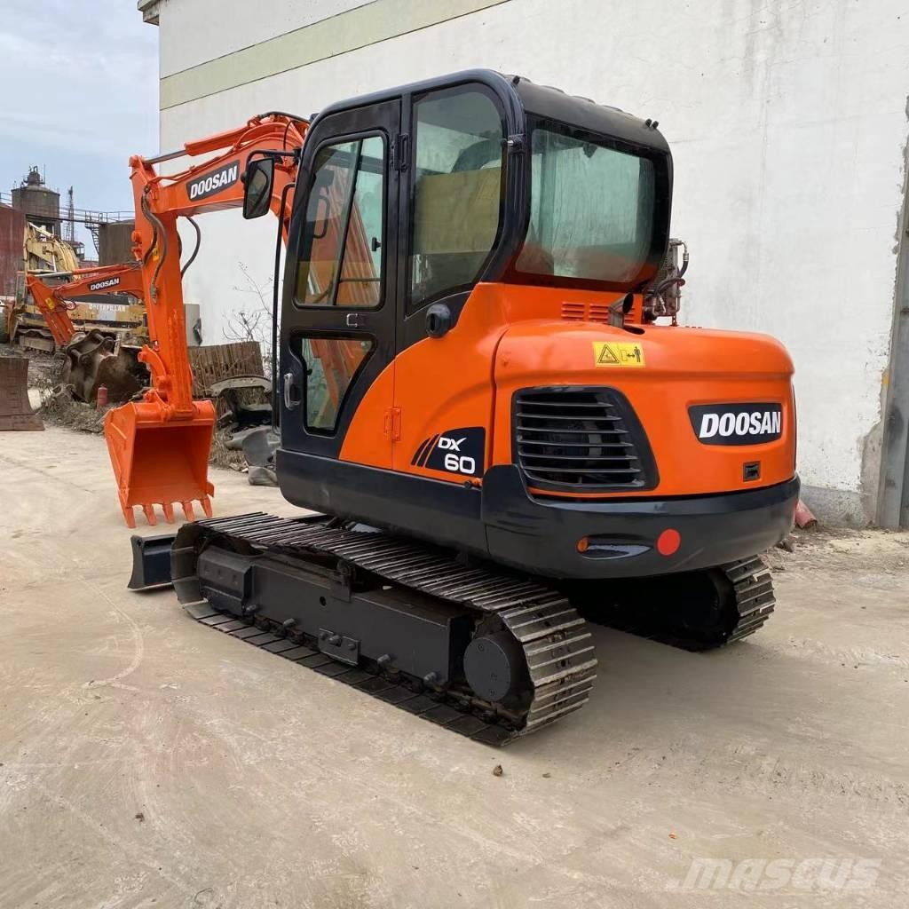 Doosan DX 60-9 C Mini bageri <7t