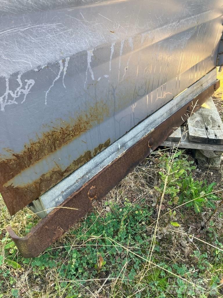 Siringe T2400 Priključci za prednji utovarivač