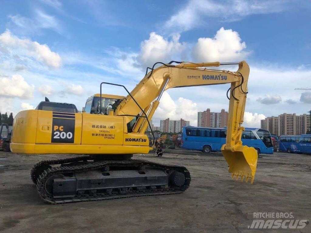 Komatsu PC 200-7 Bageri gusjeničari
