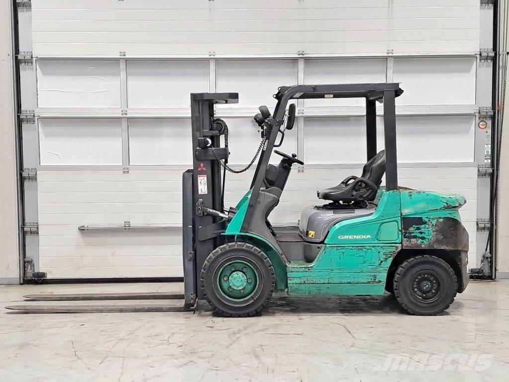 Mitsubishi FD30NT Dizelski viličari