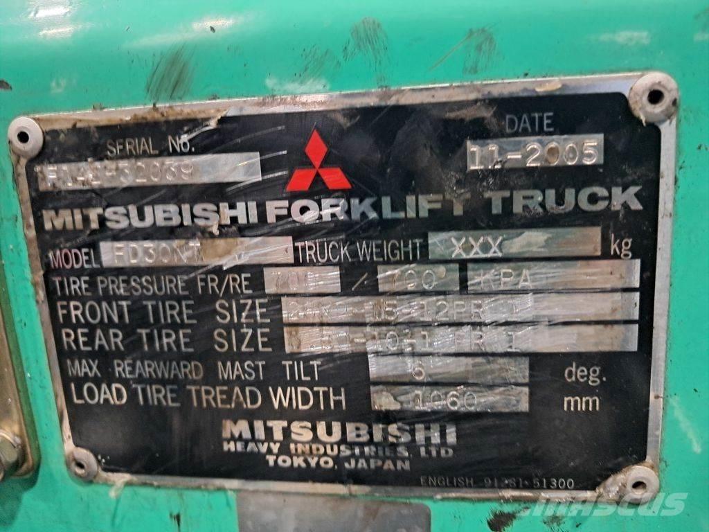 Mitsubishi FD30NT Dizelski viličari