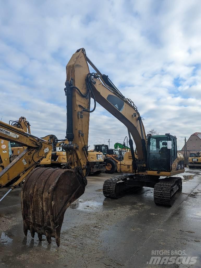 CAT 323 D Bageri gusjeničari