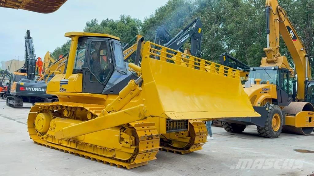 Komatsu D 65 PX-12E Buldožeri gusjeničari