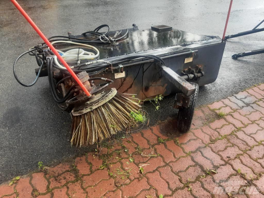 Reko Harjakone 180cm Strojevi za metenje