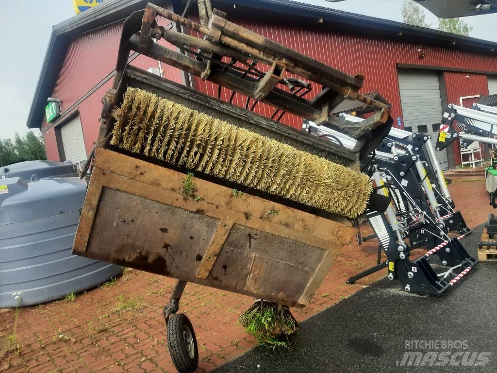 Reko Harjakone 180cm Strojevi za metenje