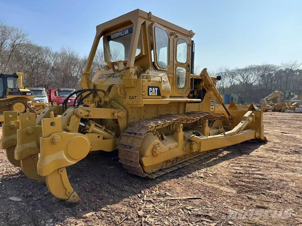 CAT D 8 K Buldožeri gusjeničari