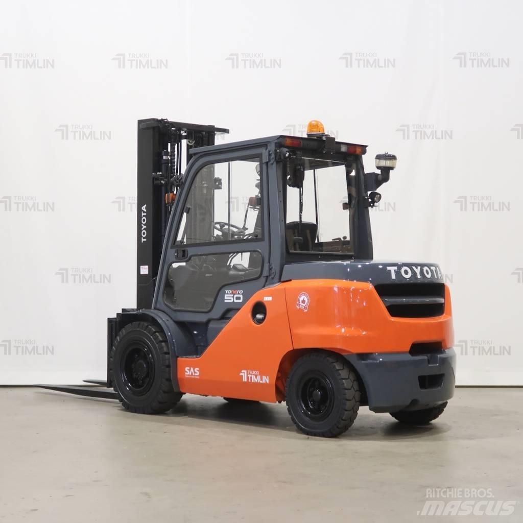 Toyota 40-8FD50N Dizelski viličari