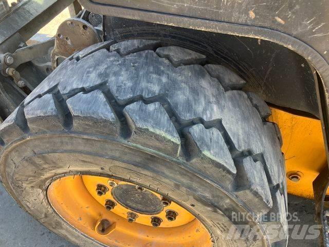 JCB 225 Skid steer mini utovarivači