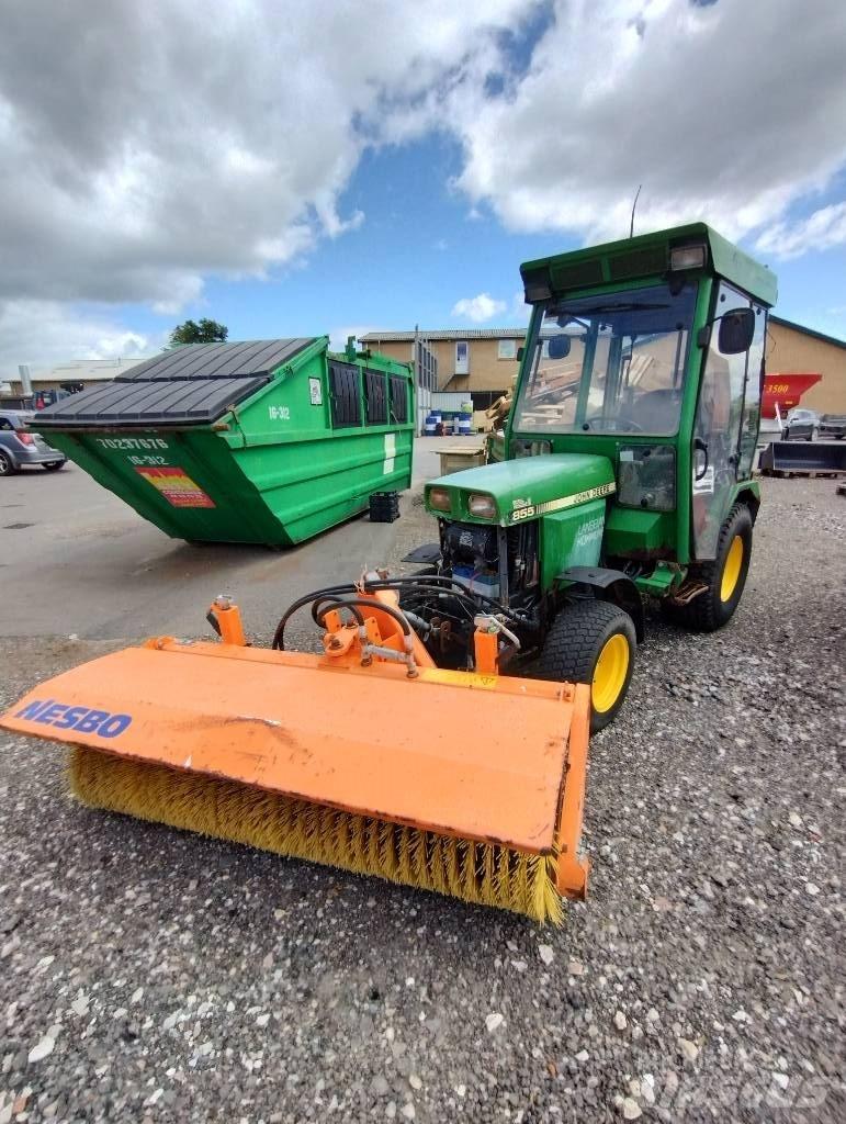 John Deere 955 Kompaktni (mali) traktori