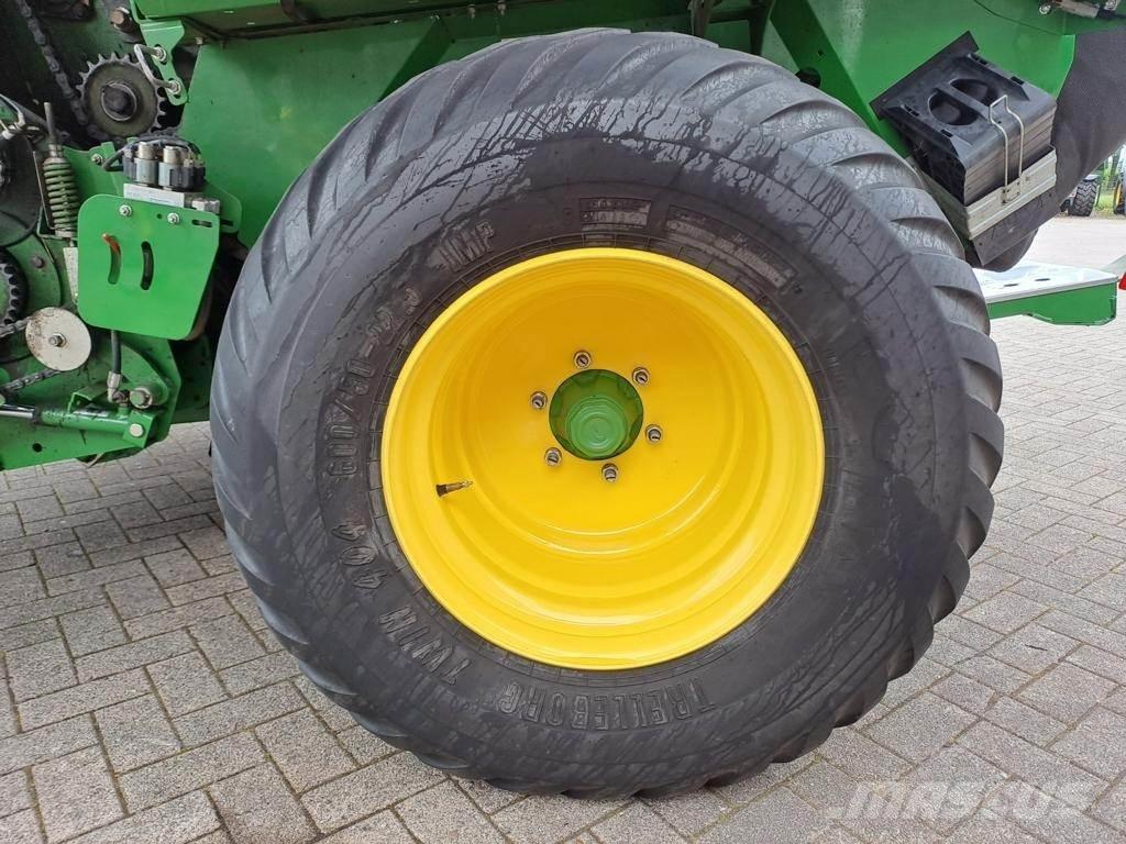 John Deere V461R Rolo balirke