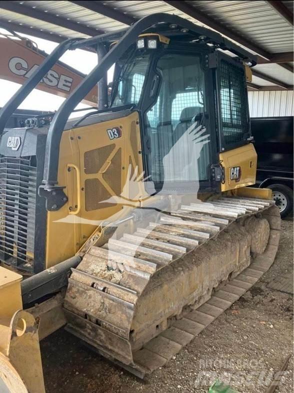 CAT D3 Buldožeri gusjeničari