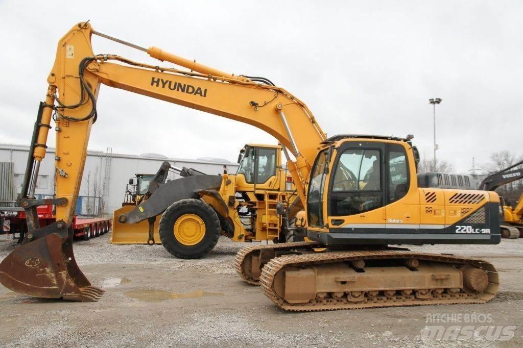 Hyundai Robex 220 LC Bageri gusjeničari