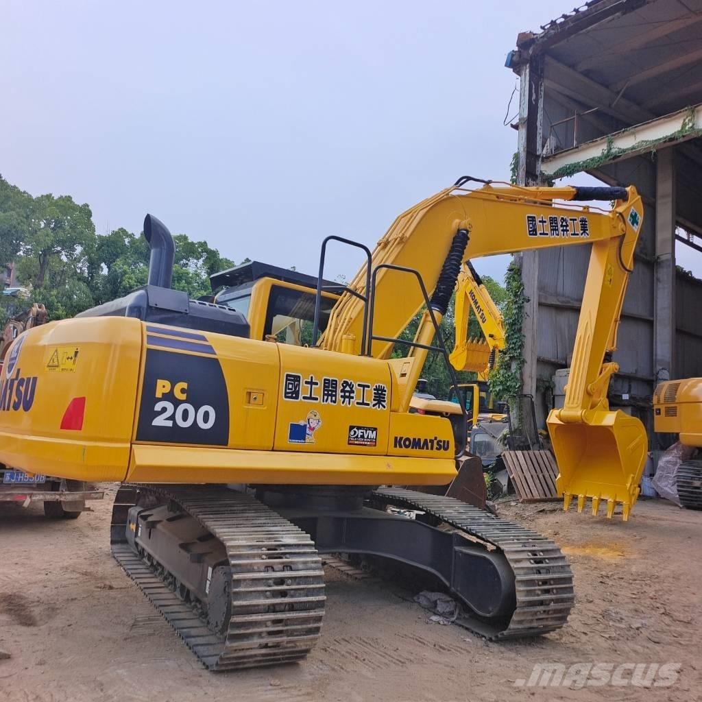 Komatsu PC 200 Bageri gusjeničari