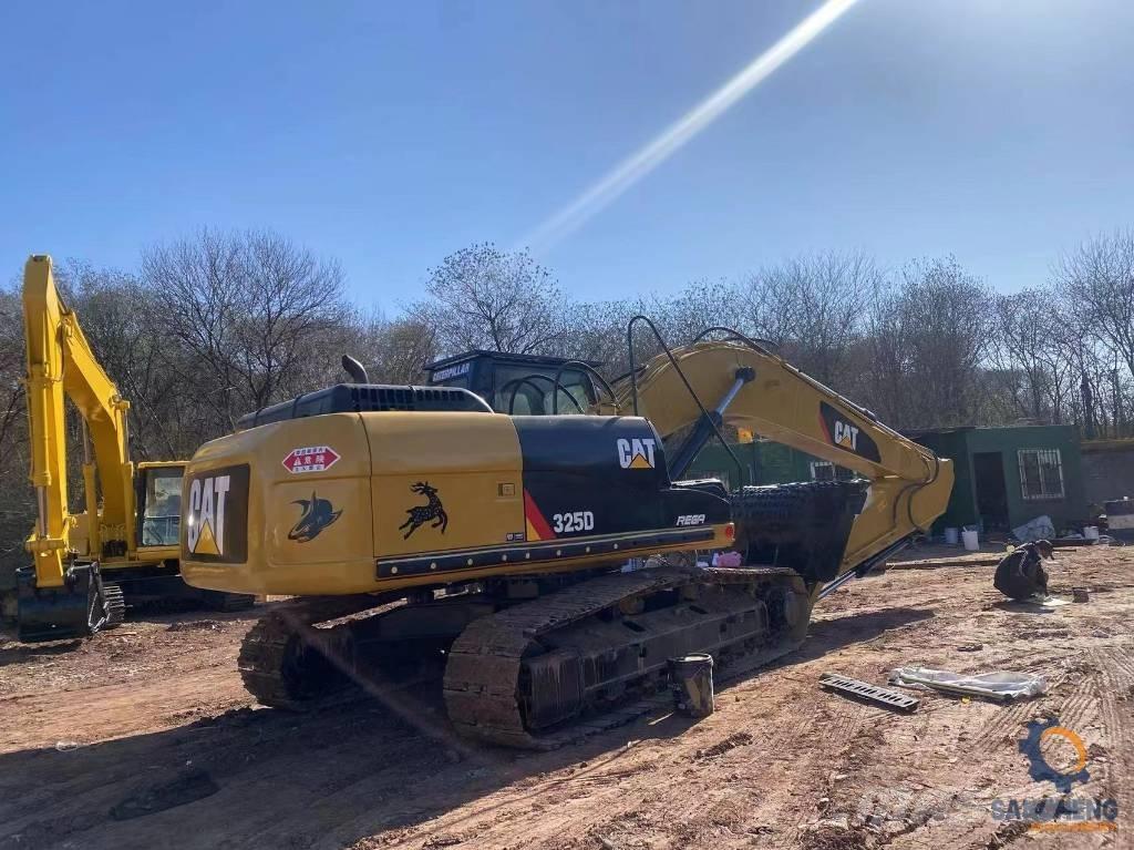 CAT 325 D Bageri gusjeničari