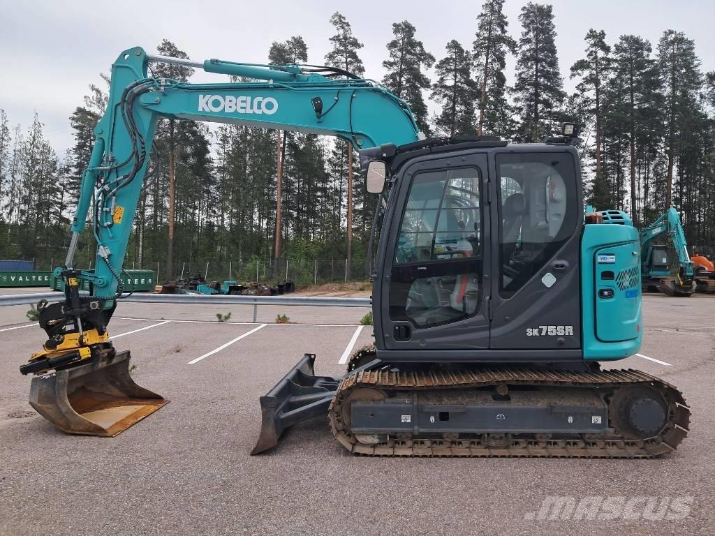 Kobelco SK75SR-7 Midi bageri 7t – 12t