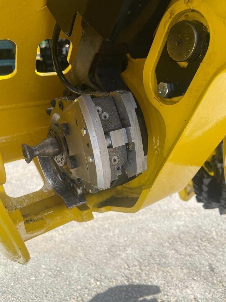 John Deere H 415 Glave za kombajne