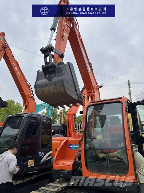 Doosan DX 75 Bageri gusjeničari