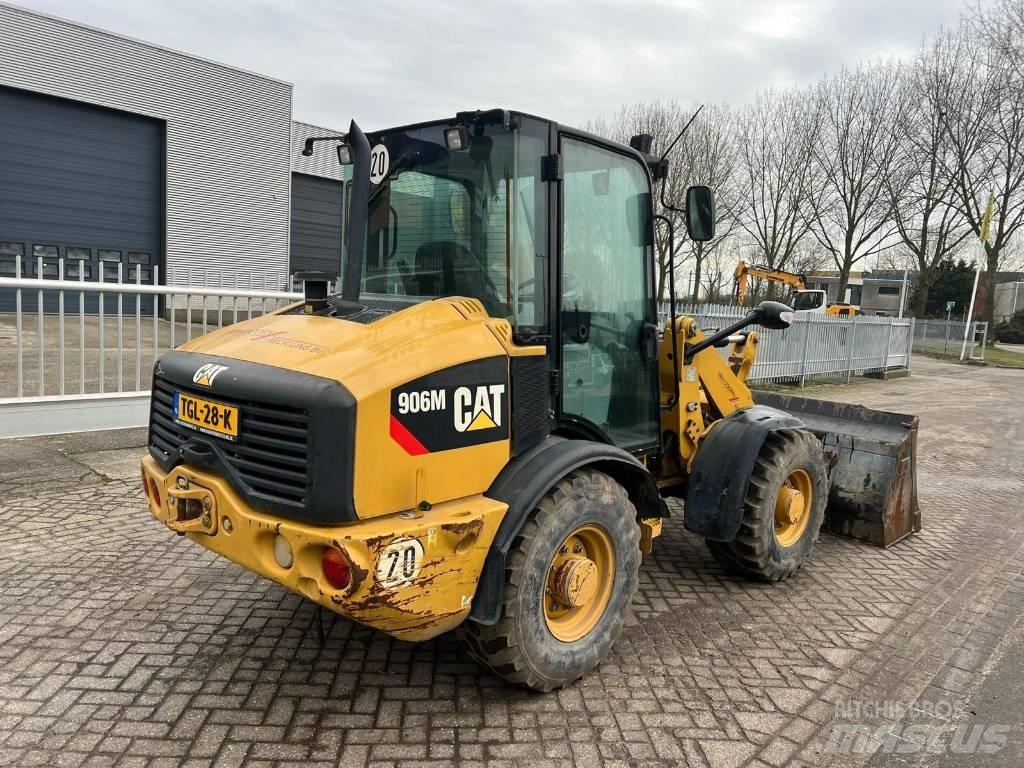 CAT 906 M Utovarivači na kotačima