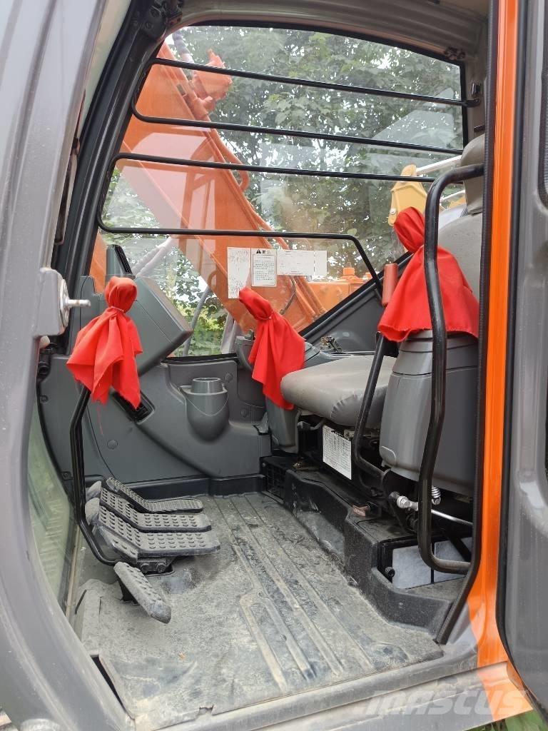 Hitachi ZX 80 Midi bageri 7t – 12t