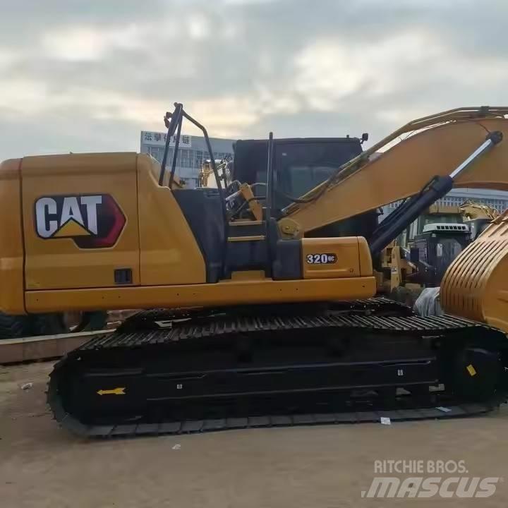 CAT CAT320GC Midi bageri 7t – 12t