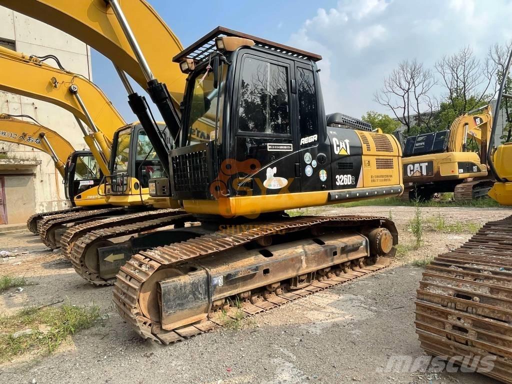 CAT 326 D2 Bageri gusjeničari