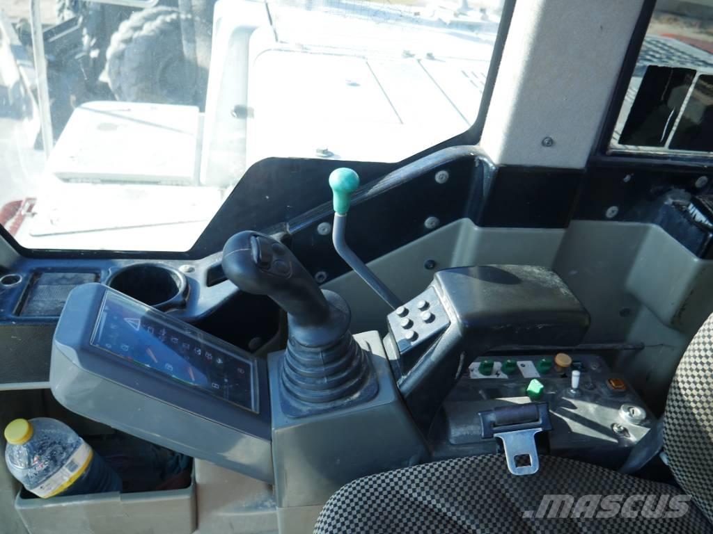 Takeuchi TB 1140 Bageri gusjeničari