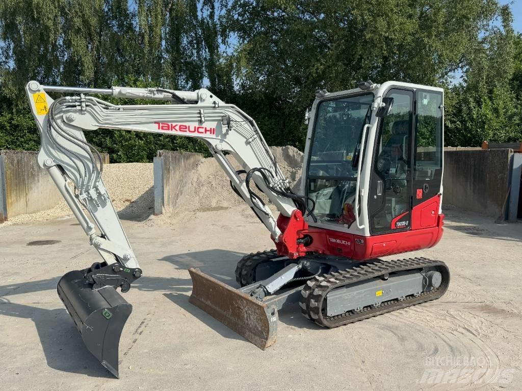 Takeuchi TB 235-2 Mini bageri <7t