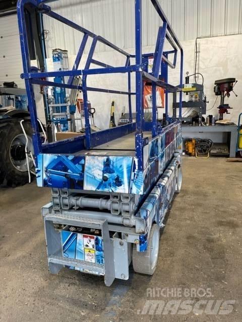 Haulotte Compact 8 Škaraste platforme