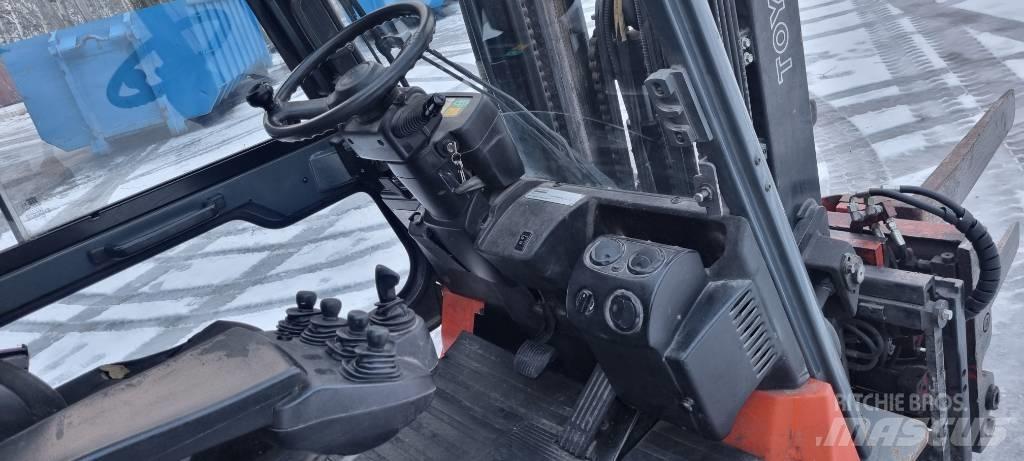 Toyota 7 FBMF 30 Električni viličari