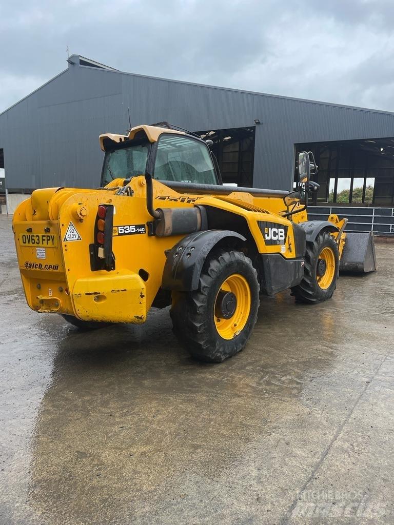 JCB 535 V 140 Teleskopski viličari