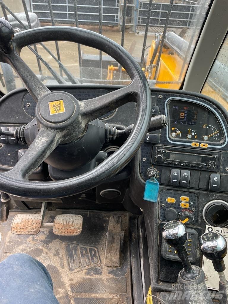 JCB 535 V 140 Teleskopski viličari