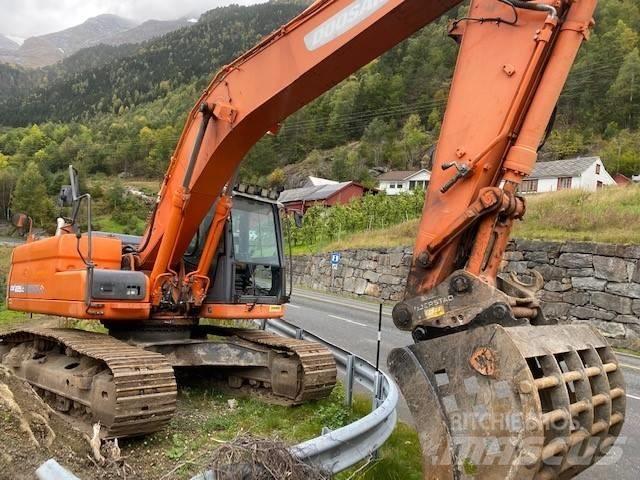 Doosan DX 225 LC-3 Bageri gusjeničari