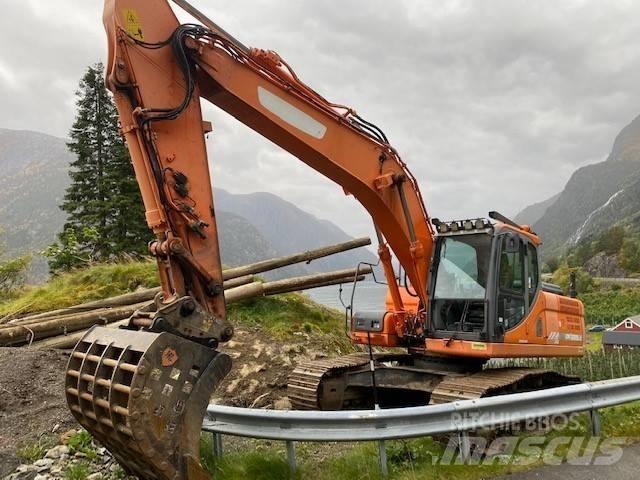 Doosan DX 225 LC-3 Bageri gusjeničari