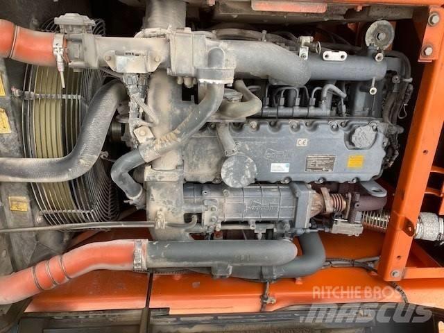 Doosan DX 225 LC-3 Bageri gusjeničari
