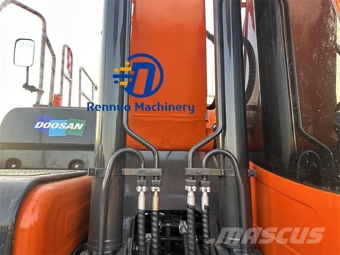 Doosan DX 300LC-9C Bageri gusjeničari