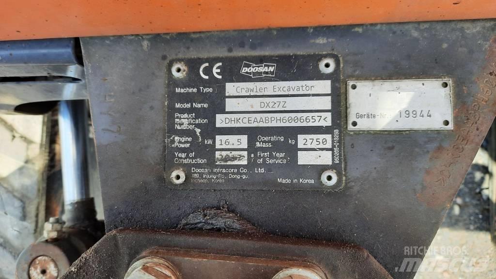 Doosan DX 27 Z Mini bageri <7t