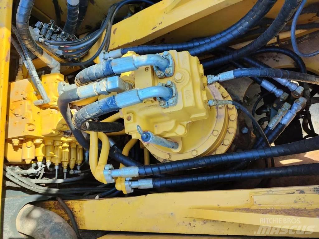 Komatsu PC 450 LC-8 Bageri gusjeničari